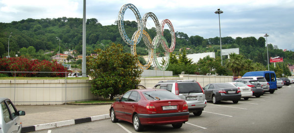 Аэропорт сочи олимпийские кольца